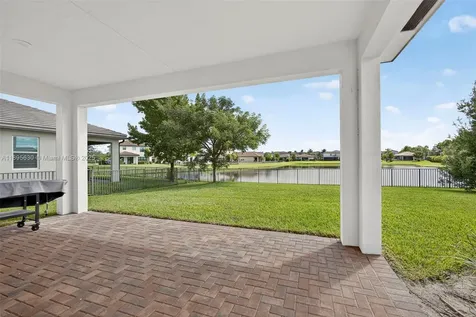 1310 Whitcombe Drive Royal Palm Beach FL 33411