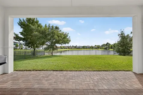 1310 Whitcombe Drive Royal Palm Beach FL 33411