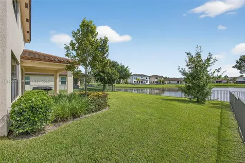 1310 Whitcombe Drive Royal Palm Beach FL 33411