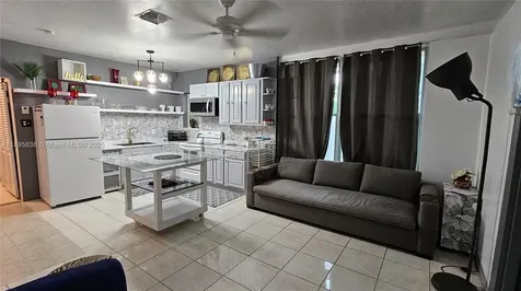 4201 SW 60th South Miami FL 33155
