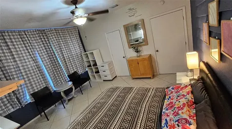 4201 SW 60th South Miami FL 33155