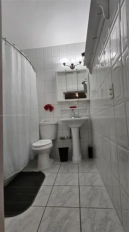 4201 SW 60th South Miami FL 33155