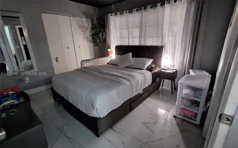 10305 SW 149th Terrace Miami FL 33176