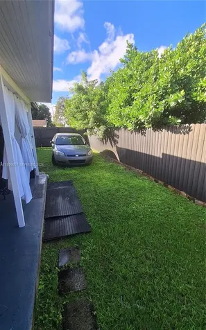 10305 SW 149th Terrace Miami FL 33176