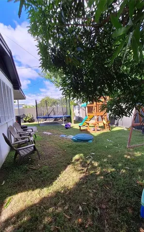 10305 SW 149th Terrace Miami FL 33176