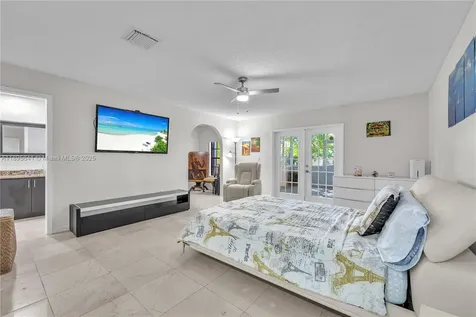 9110 S Lake Miramar Circle Miramar FL 33025