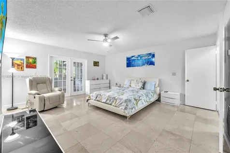 9110 S Lake Miramar Circle Miramar FL 33025