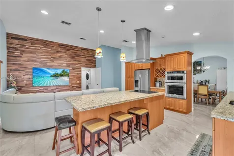 9110 S Lake Miramar Circle Miramar FL 33025