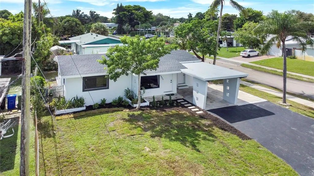 2880 SW 2nd Street Fort Lauderdale FL 33312