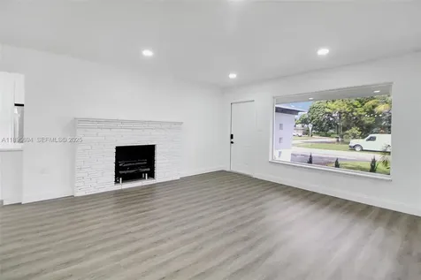 2880 SW 2nd Street Fort Lauderdale FL 33312