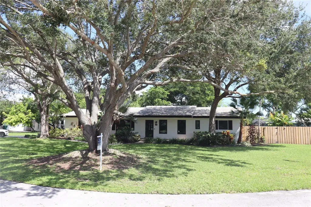 17191 SW 85th Avenue Palmetto Bay FL 33157