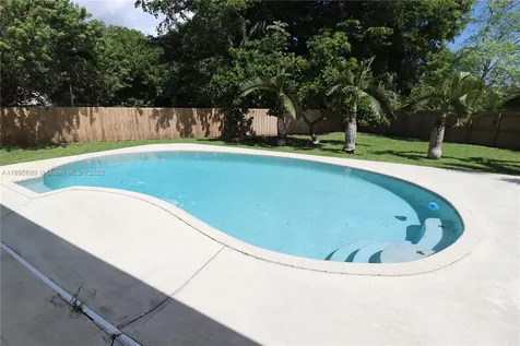 17191 SW 85th Avenue Palmetto Bay FL 33157