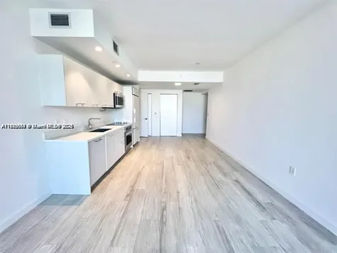 45 SW 9th Street Miami FL 33130