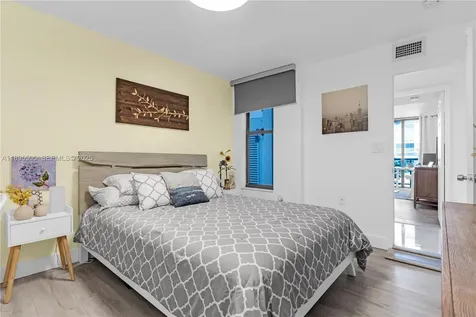 5845 Collins Avenue Miami Beach FL 33140