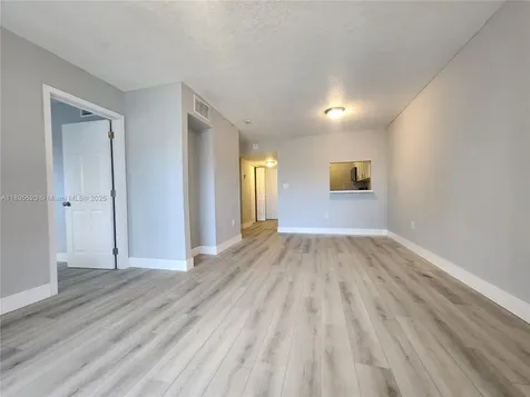 11309 SW 200th Street Miami FL 33157