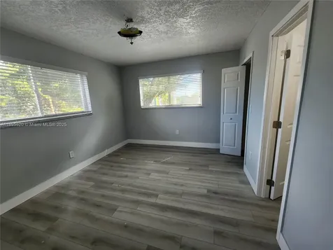 11309 SW 200th Street Miami FL 33157