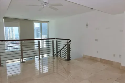41 SE 5th Street Miami FL 33131