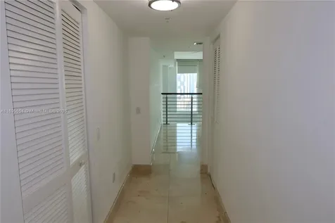 41 SE 5th Street Miami FL 33131