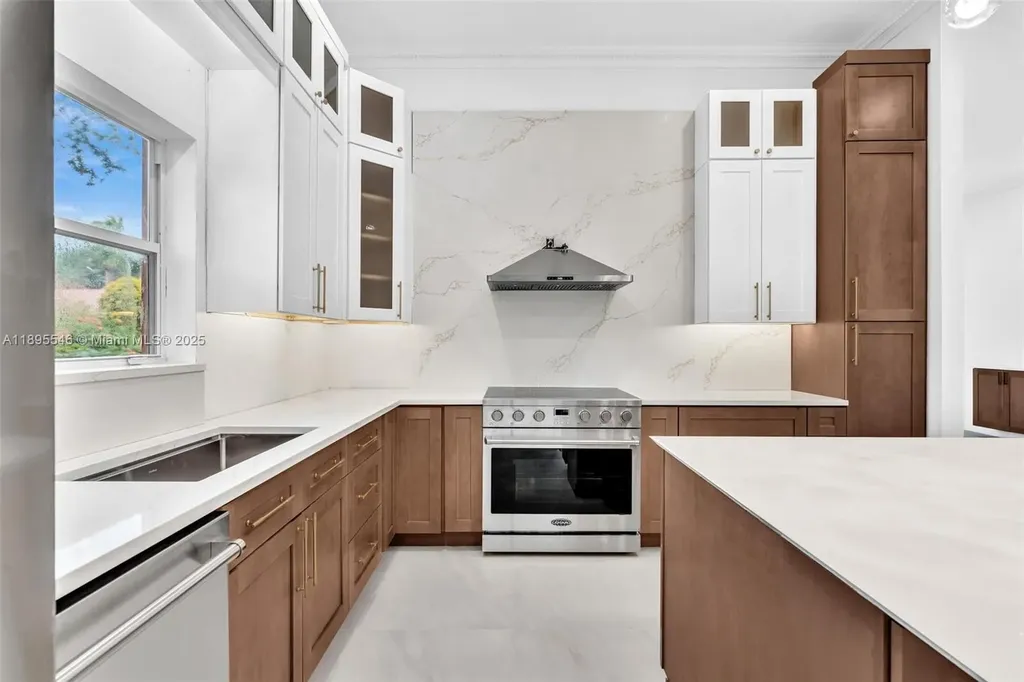 13799 Via Nadina Delray Beach FL 33446