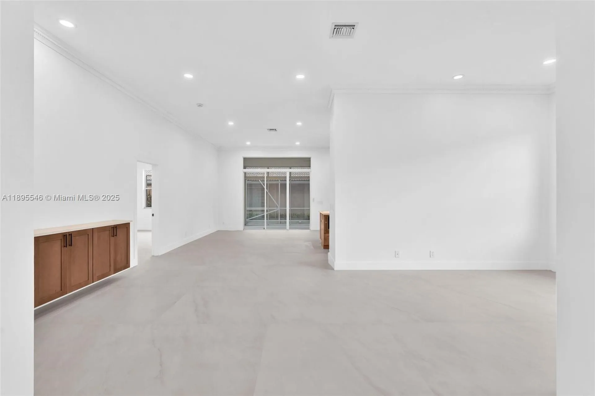 13799 Via Nadina Delray Beach FL 33446