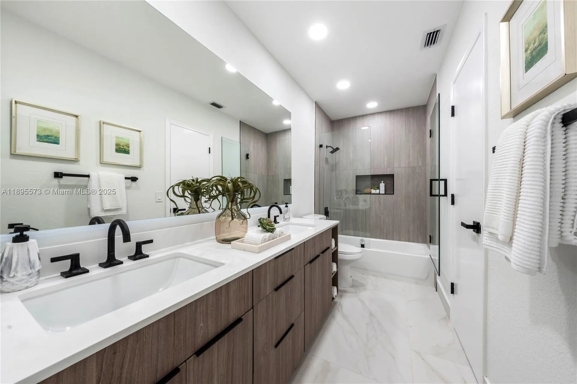 1500 NW 108th Way Coral Springs FL 33071