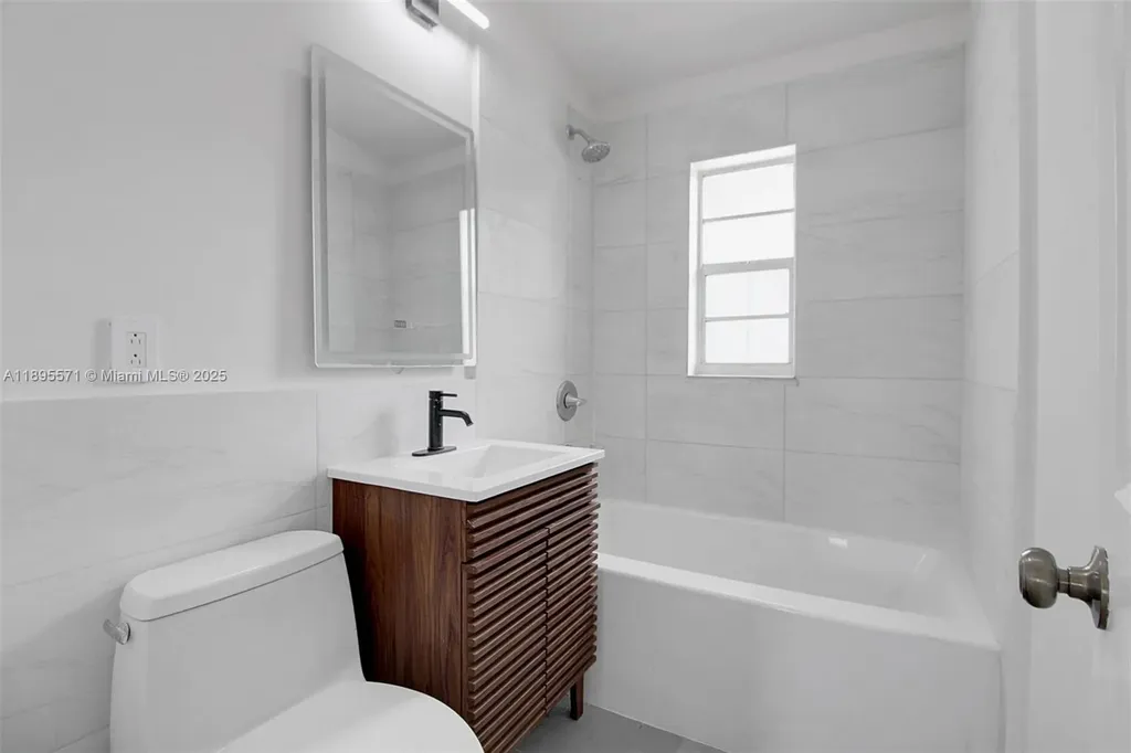 1617 NW 15th Street Fort Lauderdale FL 33311