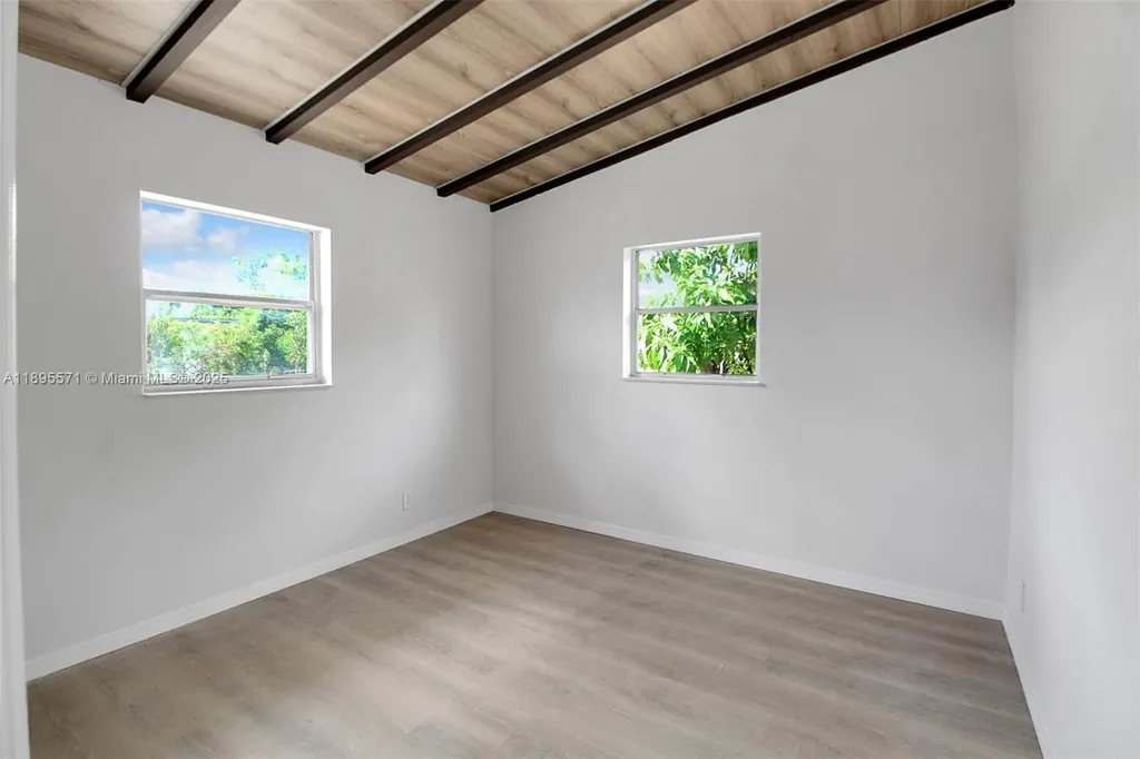 1617 NW 15th Street Fort Lauderdale FL 33311