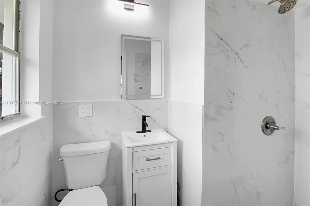 1617 NW 15th Street Fort Lauderdale FL 33311