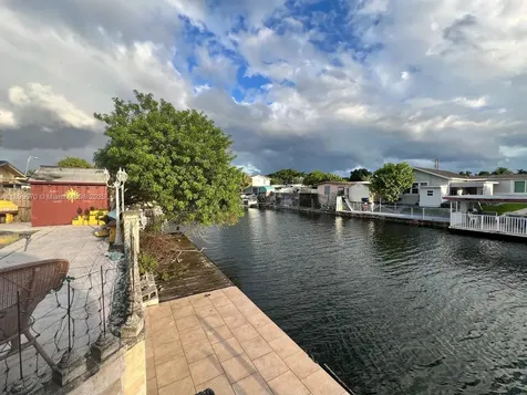 11000 SW 43rd Lane Miami FL 33165