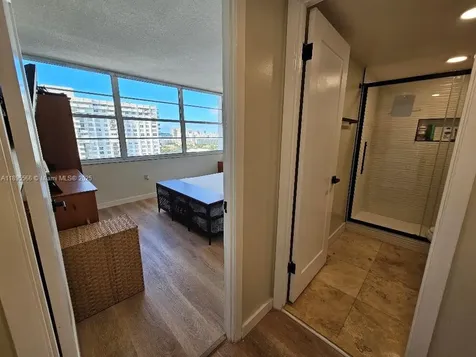 18061 Biscayne Boulevard Aventura FL 33160