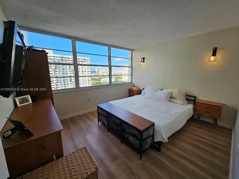 18061 Biscayne Boulevard Aventura FL 33160
