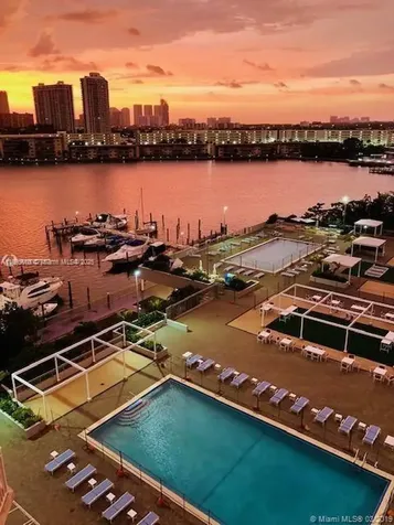 18061 Biscayne Boulevard Aventura FL 33160