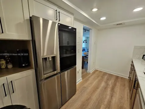 18061 Biscayne Boulevard Aventura FL 33160