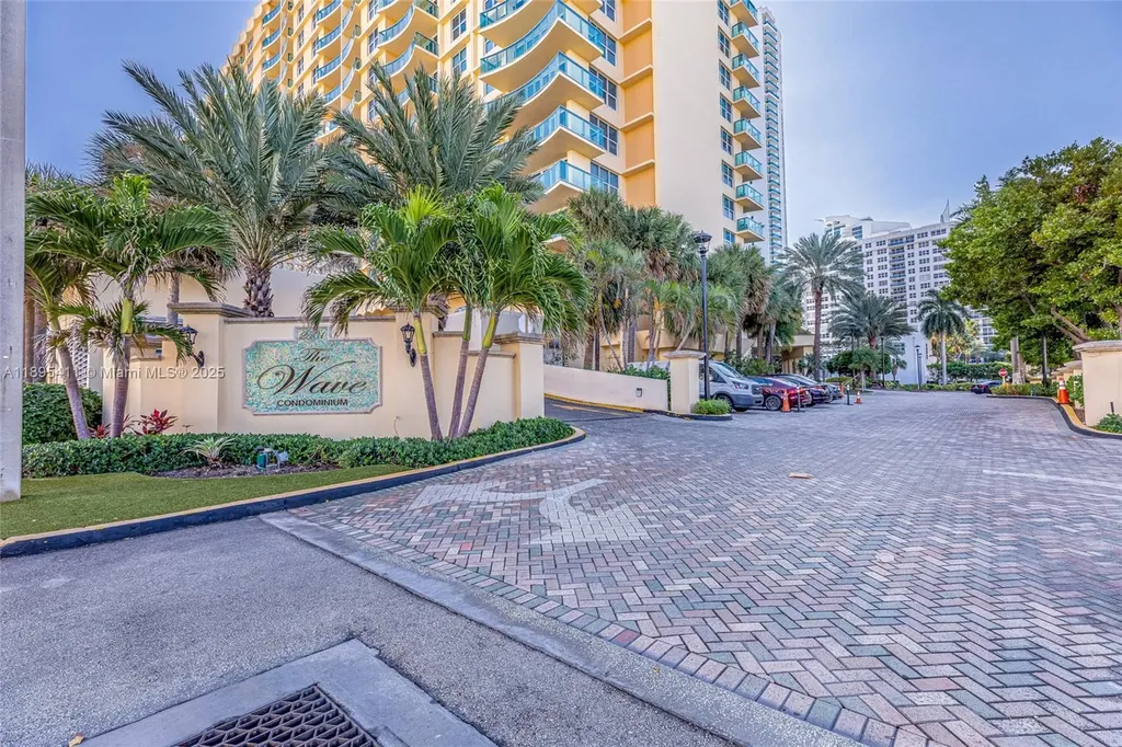 2501 S Ocean Drive Hollywood FL 33019