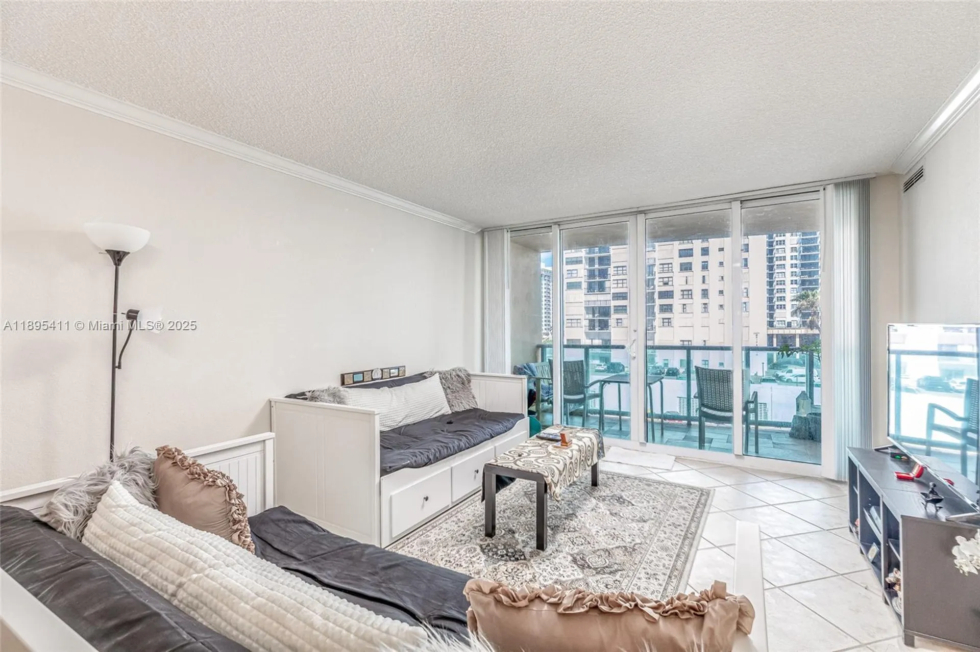 2501 S Ocean Drive Hollywood FL 33019