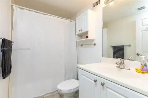 2501 S Ocean Drive Hollywood FL 33019