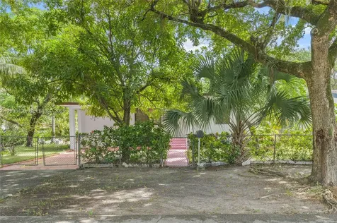 12037 NW 8th Avenue North Miami FL 33168