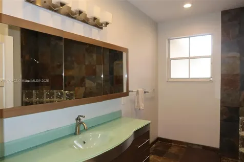 8189 Sandpiper Way West Palm Beach FL 33412