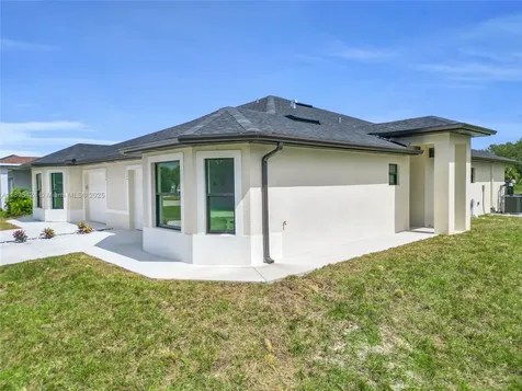 2508 Park Road Lehigh Acres FL 33971