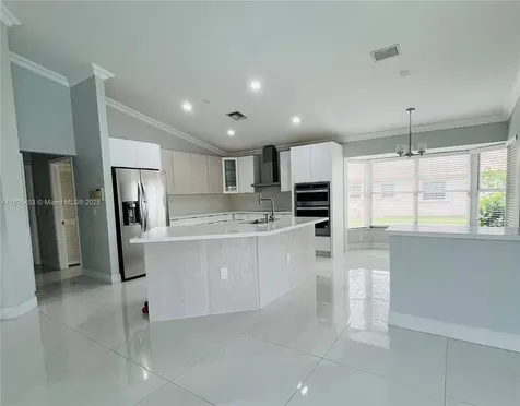 1243 S Manor Drive S Weston FL 33326