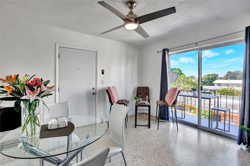 458 SW 9th Street Miami FL 33130