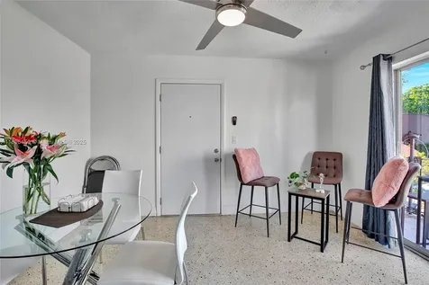 458 SW 9th Street Miami FL 33130