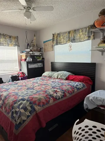7508 Farragut Street Hollywood FL 33024