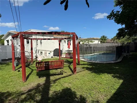 7508 Farragut Street Hollywood FL 33024
