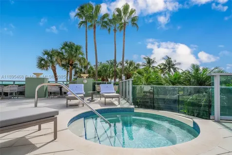 1455 Ocean Drive Miami Beach FL 33139