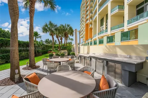 1455 Ocean Drive Miami Beach FL 33139