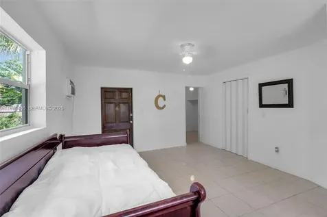 1585 NE 139th Street North Miami FL 33161