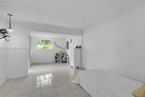 1585 NE 139th Street North Miami FL 33161