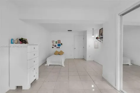 1585 NE 139th Street North Miami FL 33161