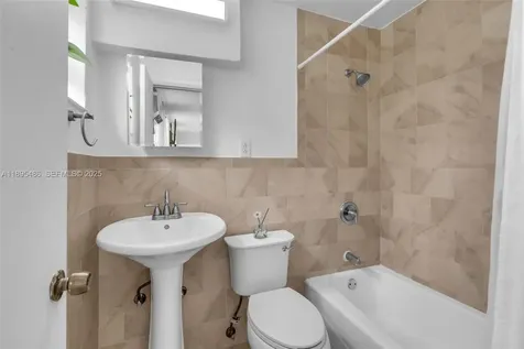 1585 NE 139th Street North Miami FL 33161